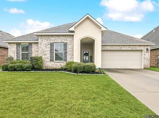 21316 Hayridge Dr, Zachary, LA 70791