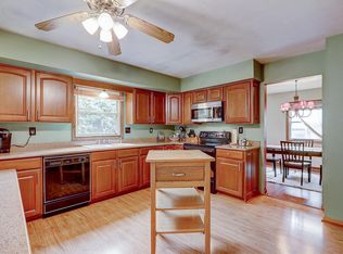 2680 El Rancho Dr, Brookfield, WI 53005