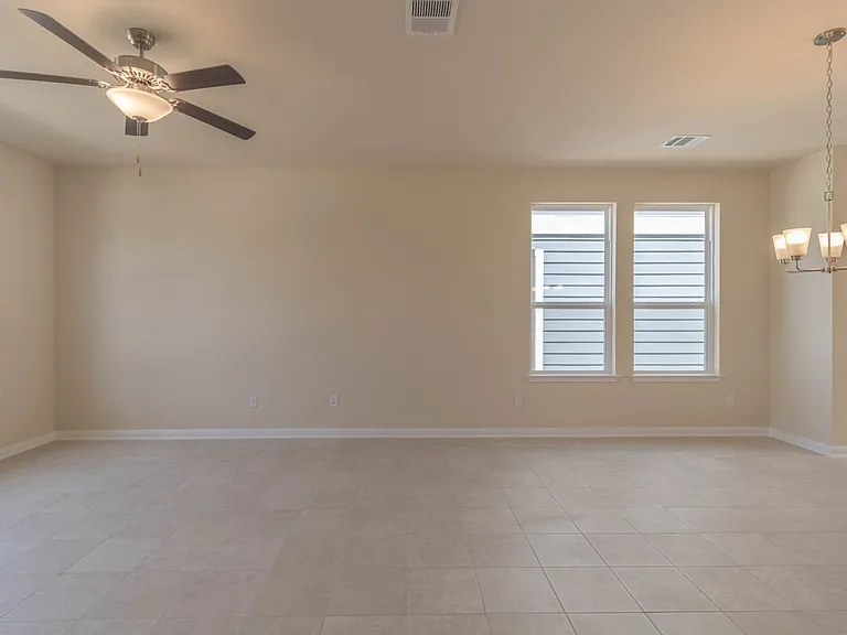 1660 Coral Sunrise — Photo 11