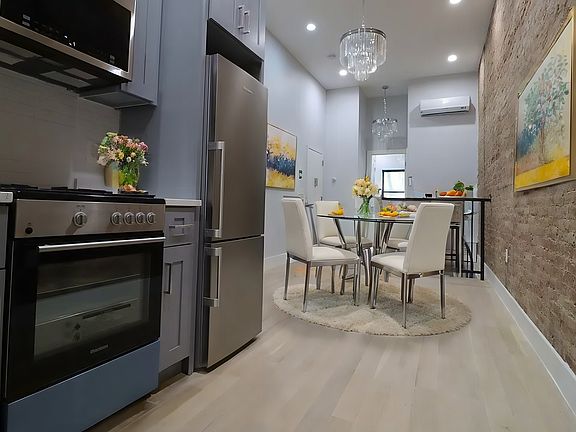 2nd image of 478 Woodward Ave Floor 1