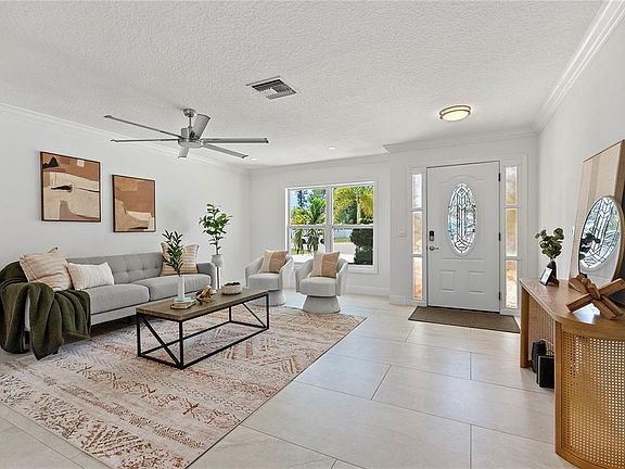 5th image of 805 LEISEY CIRCLE