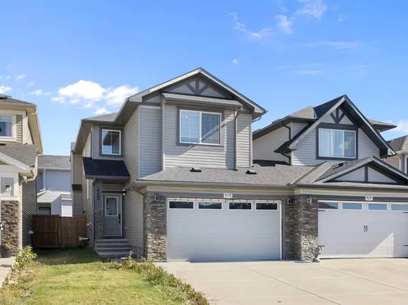 628 W Edgefield St, Strathmore, AB T1P 0E9