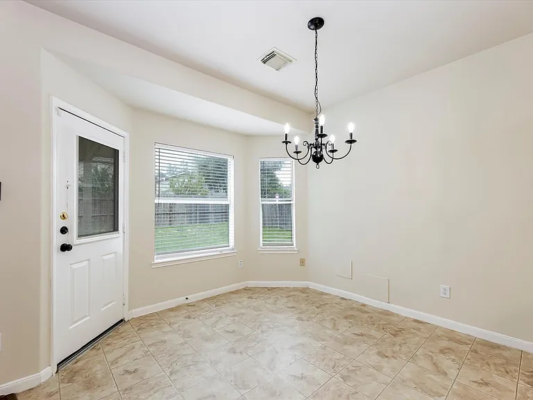 3215 Painted Meadow Cir — Photo 8
