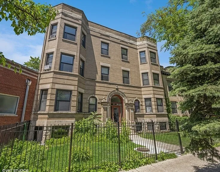 5616 N Winthrop Ave #2F — Photo 1
