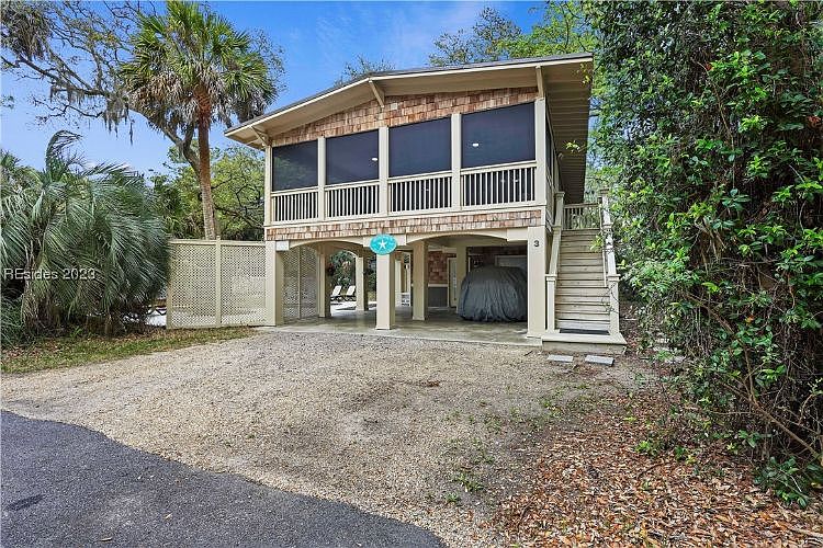 1st image of 3 Elderberry Ln