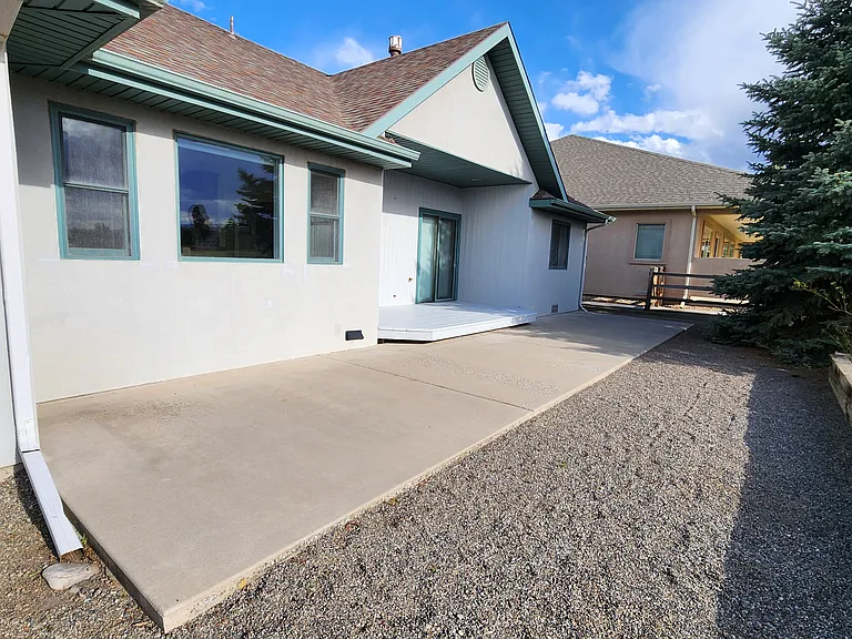 3808 Lone Tree Ln — Photo 14