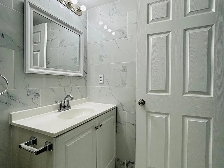 1416 S Broad St #3 — Photo 8