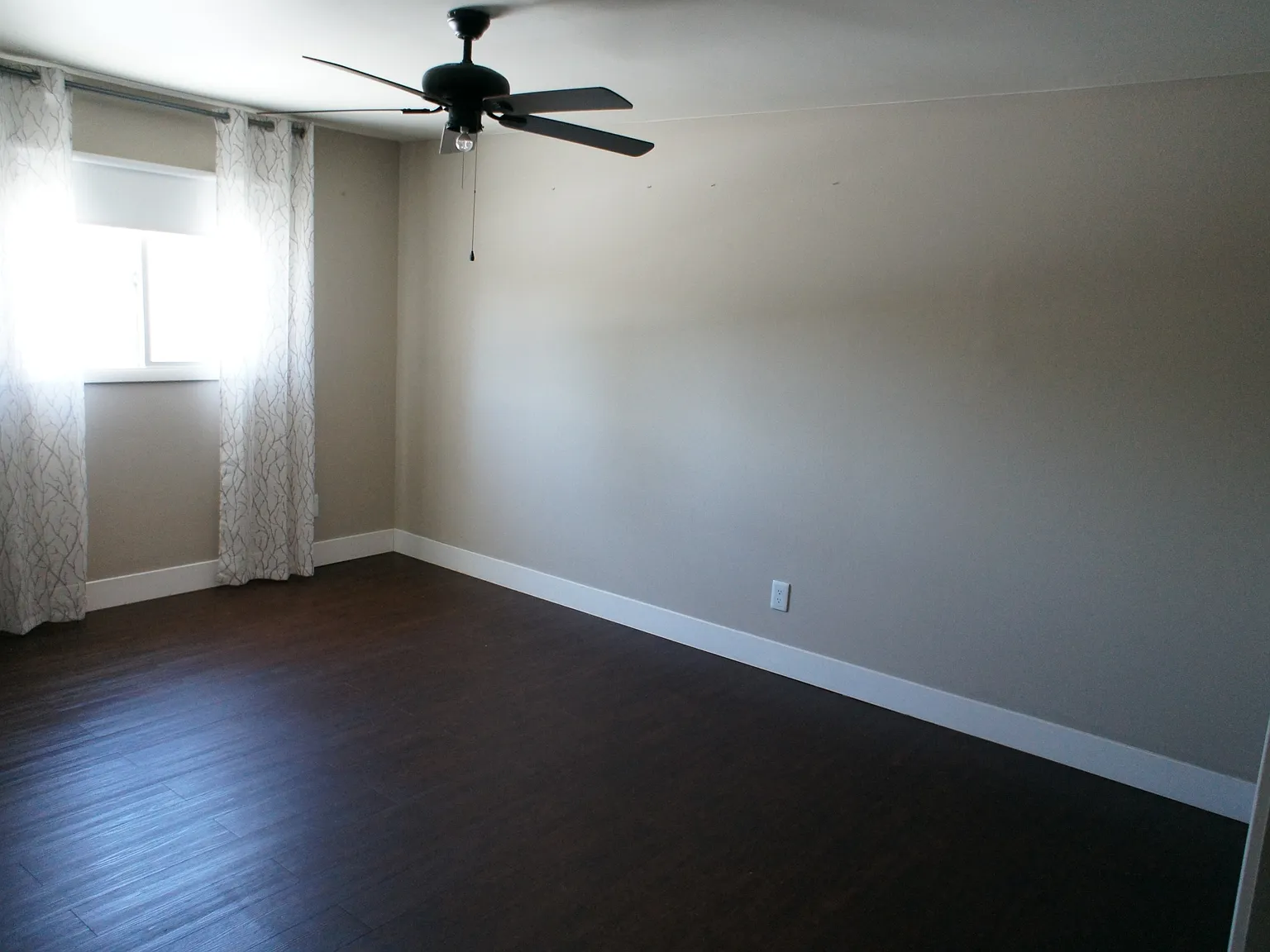 4206 North Parkway Avenue - 1 — Photo 2
