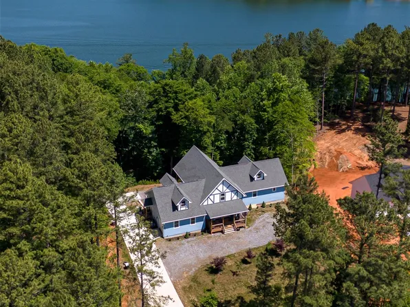 2371 W Paradise Harbor Dr, Connelly Springs, NC 28612
