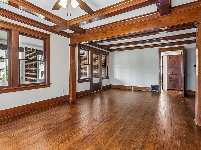 2524 Vane St — Photo 7