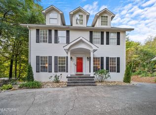 3518 Black Oak Ridge Ln, Knoxville, TN 37918