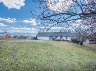 616 Briarwood Ct, Greeneville, TN 37743