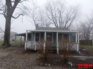 4386 Lake Rd, Sheffield Lake, OH 44054