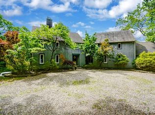 14 Honeyman Rd, Lebanon, NJ 08833