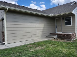 3360 N Governeour Cir, Wichita, KS 67226