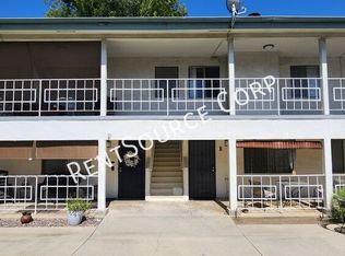 708 Santa Barbara Dr APT F, Claremont, CA 91711