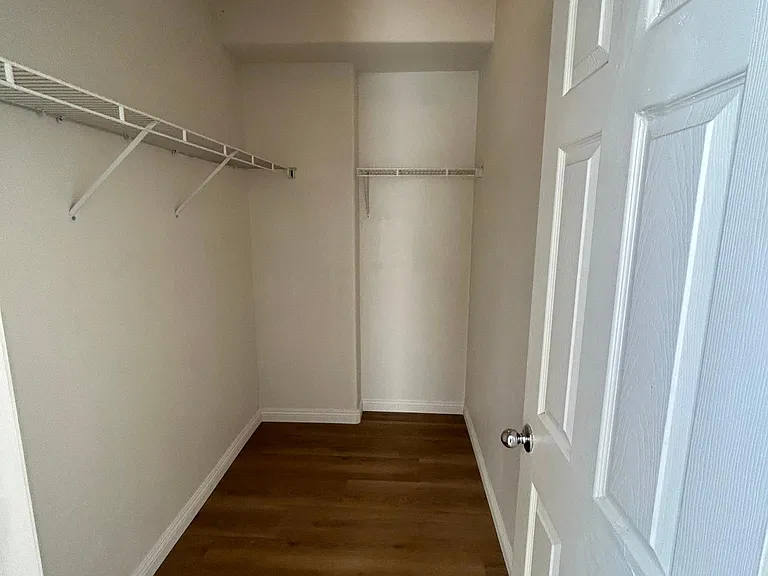 26255 Iris Ave #B — Photo 20