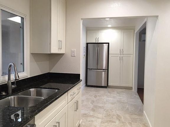 3rd image of 10081 S Tantau Ave