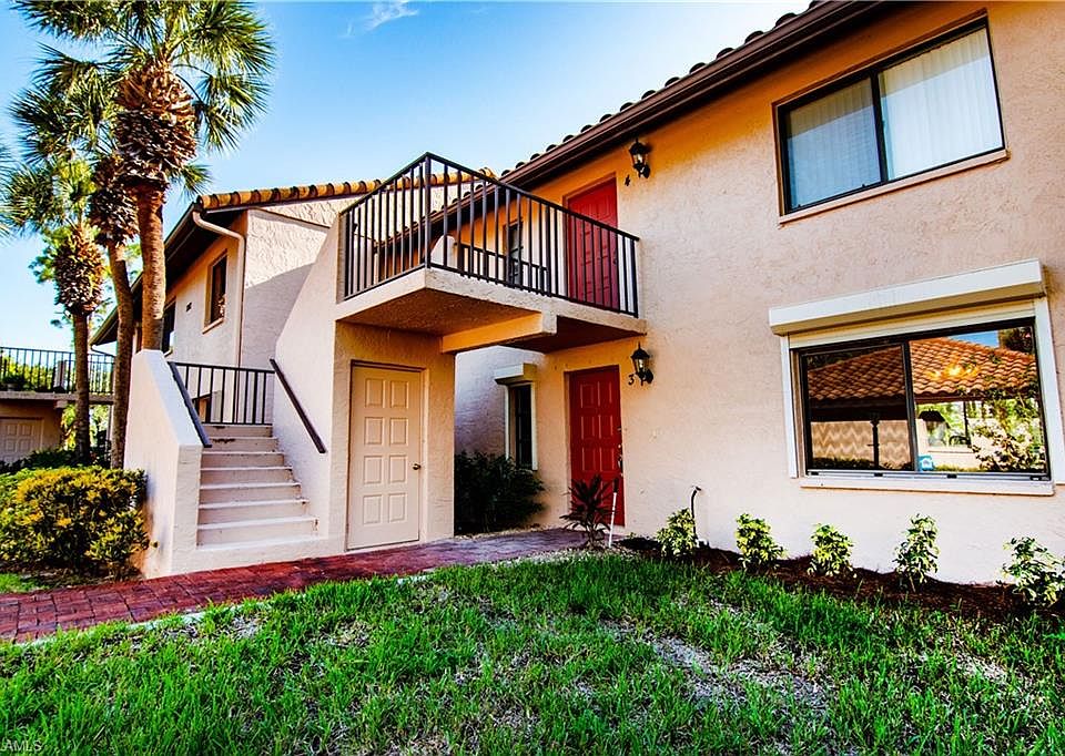1st image of 3207 Horse Carriage Way #3