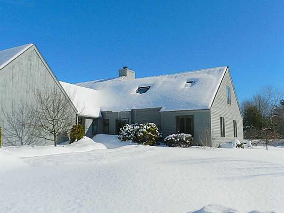 2nd image of 16 Wonderbrook Drive #16