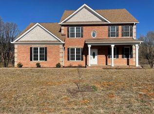 4709 April Ln, Roanoke, VA 24012