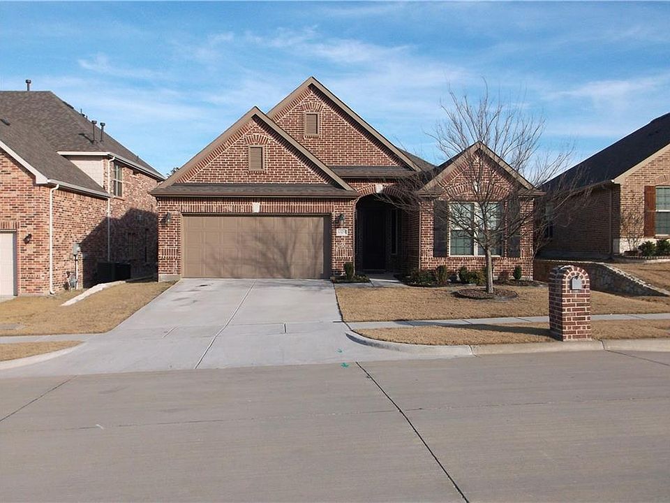 1st image of 1329 Poplar Dr