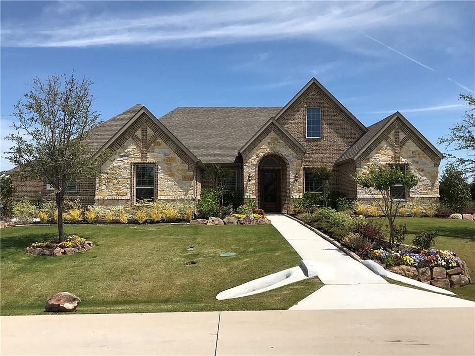 1st image of 411 Snead Dr