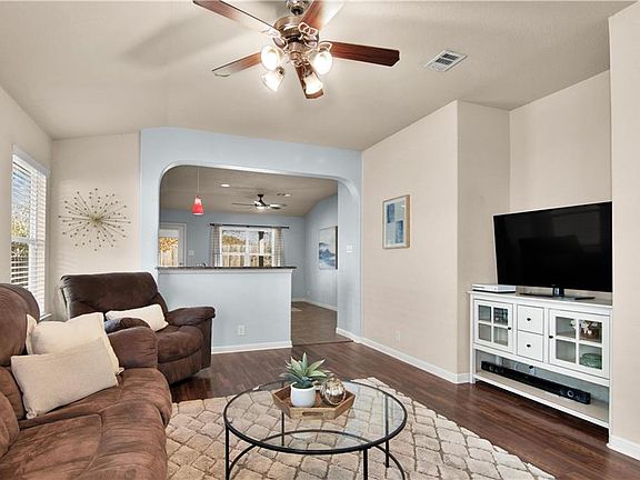 3rd image of 9325 Sweetgum Dr #143