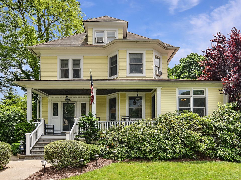 1st image of 3 Mayhew Ave