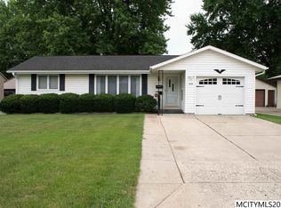 919 13th St SE, Mason City, IA 50401