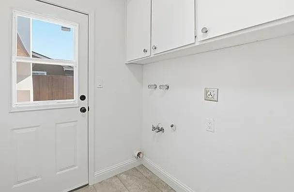 35939 Ashton Pl — Photo 2