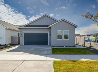 8737 W Chamblee St, Star, ID 83669