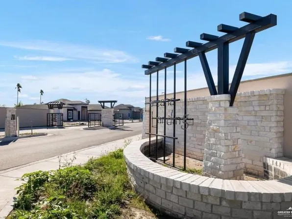 901 Magnolia St, Mission, TX 78573