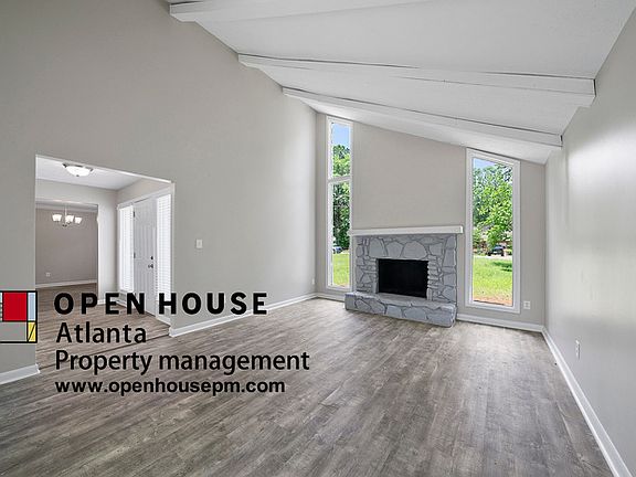 3rd image of 3860 Manor House Dr