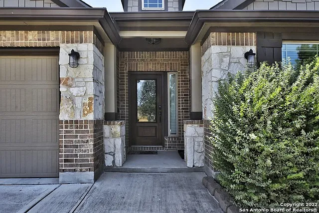 703 Decathlon St — Photo 3