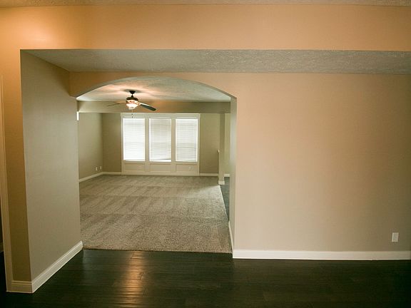 5th image of 2845 Grackle Ln