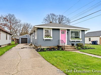 731 Pine Ave, Holland, MI, 49423