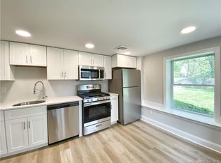 96 Cold Spring Rd #1, Stamford, CT 06905