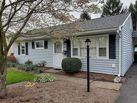 1st image of 533 Sylvan Dr