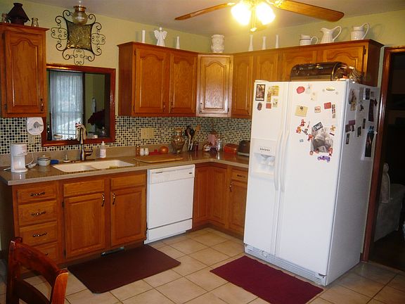 Corian CntrsCustomBacksplash
