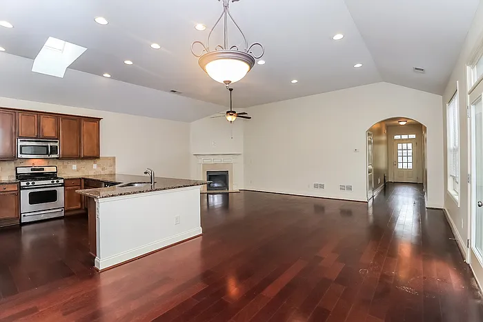 229 Highland Village Ln — Photo 5