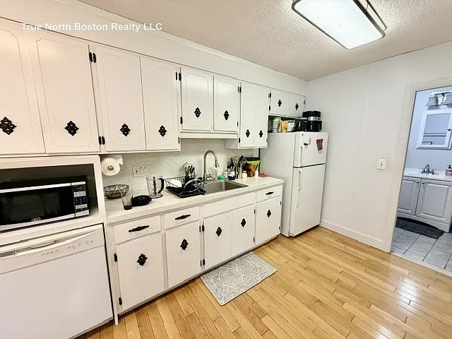 436 Commercial St #2 — Photo 7