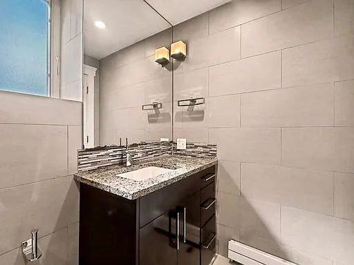 1014 E Denny Way #B — Photo 12