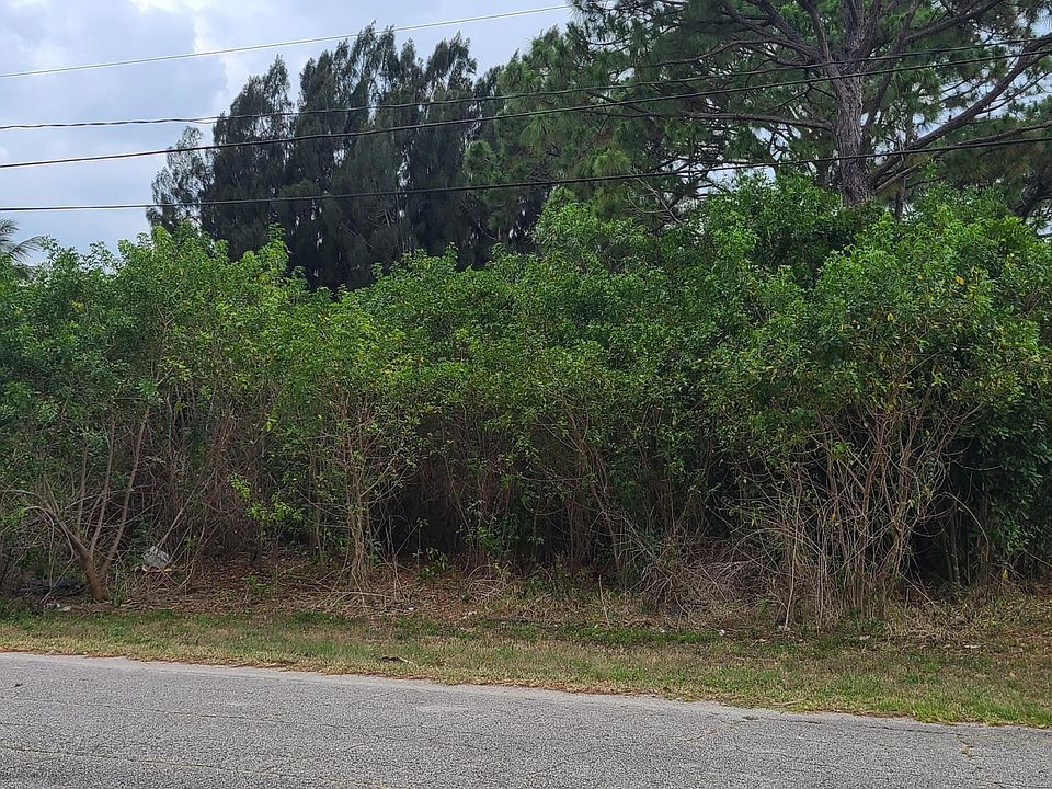 1st image of 3243 SE Pinto Street