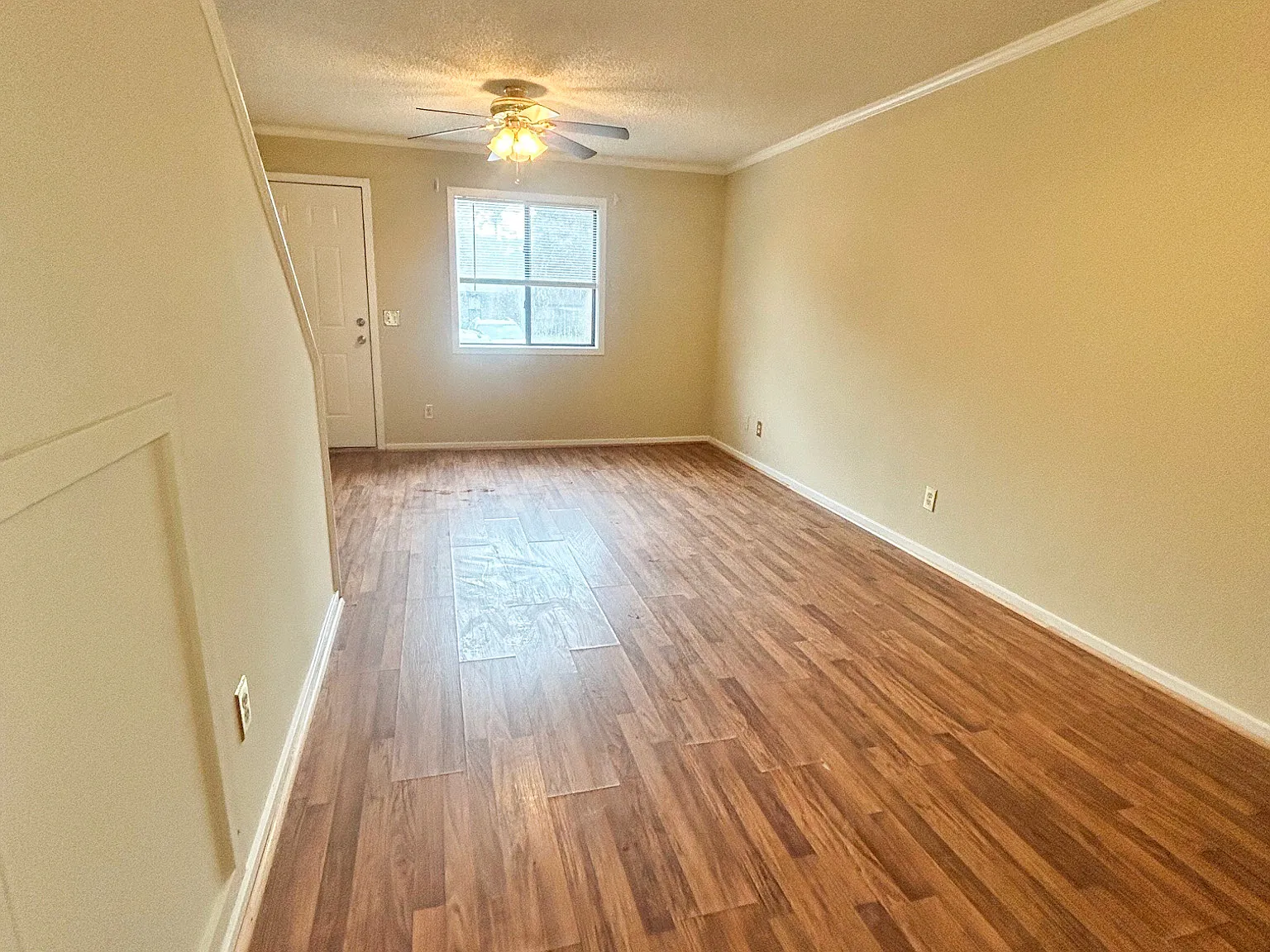 19 Canterbury Court - 1 — Photo 4