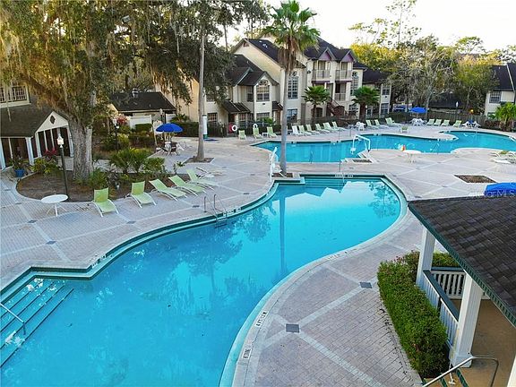 3rd image of 4104 Enchanted Oaks Cir #1510