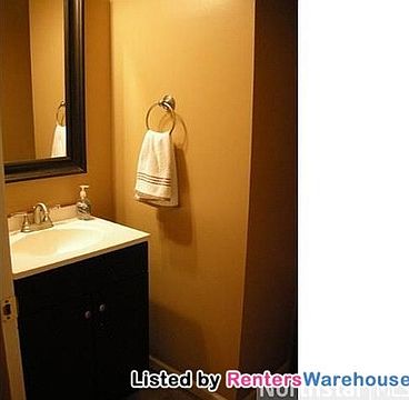 5th image of 7916 Stratford Cir N