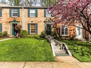 32 Bussing Ct, Lutherville Timonium, MD 21093