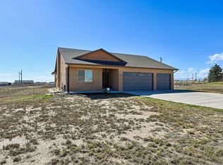 1140 E Dove Creek Dr, Pueblo West, CO 81007