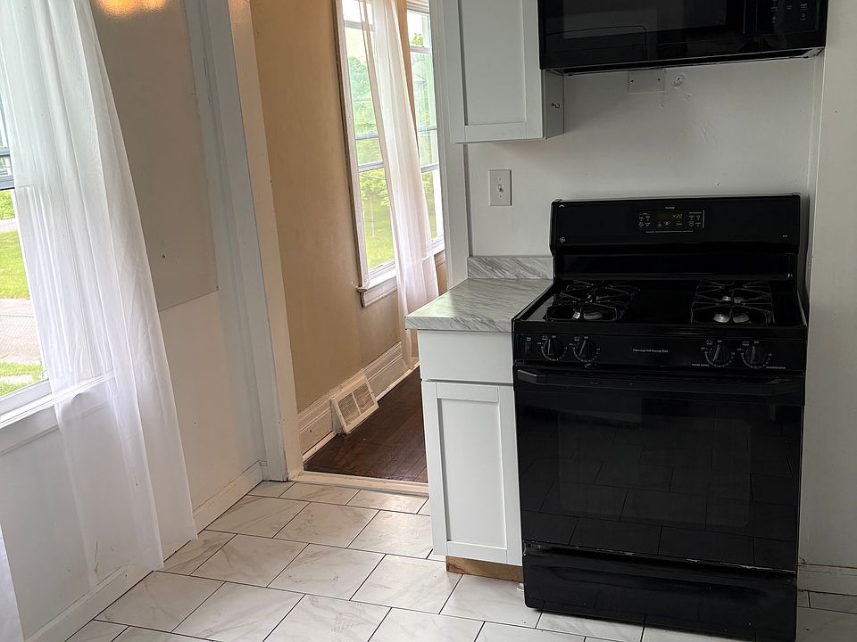 1st image of 9401 Navarre St